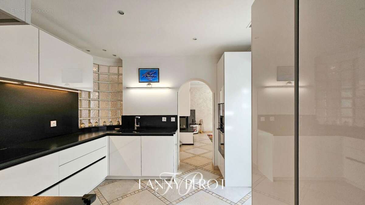 Maison à SAINT-CYPRIEN