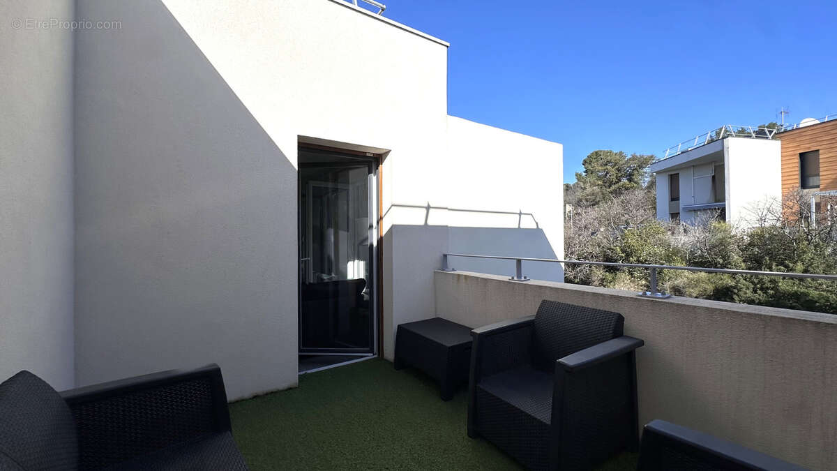 Appartement à MARSEILLE-14E