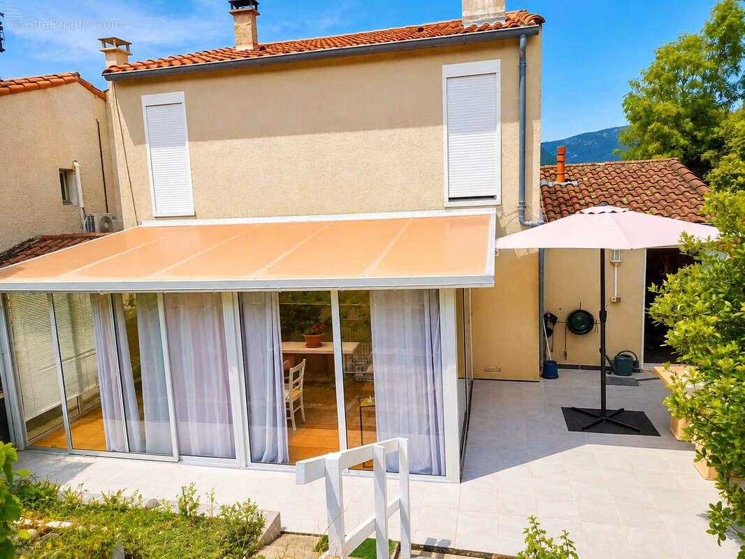 Maison à QUILLAN