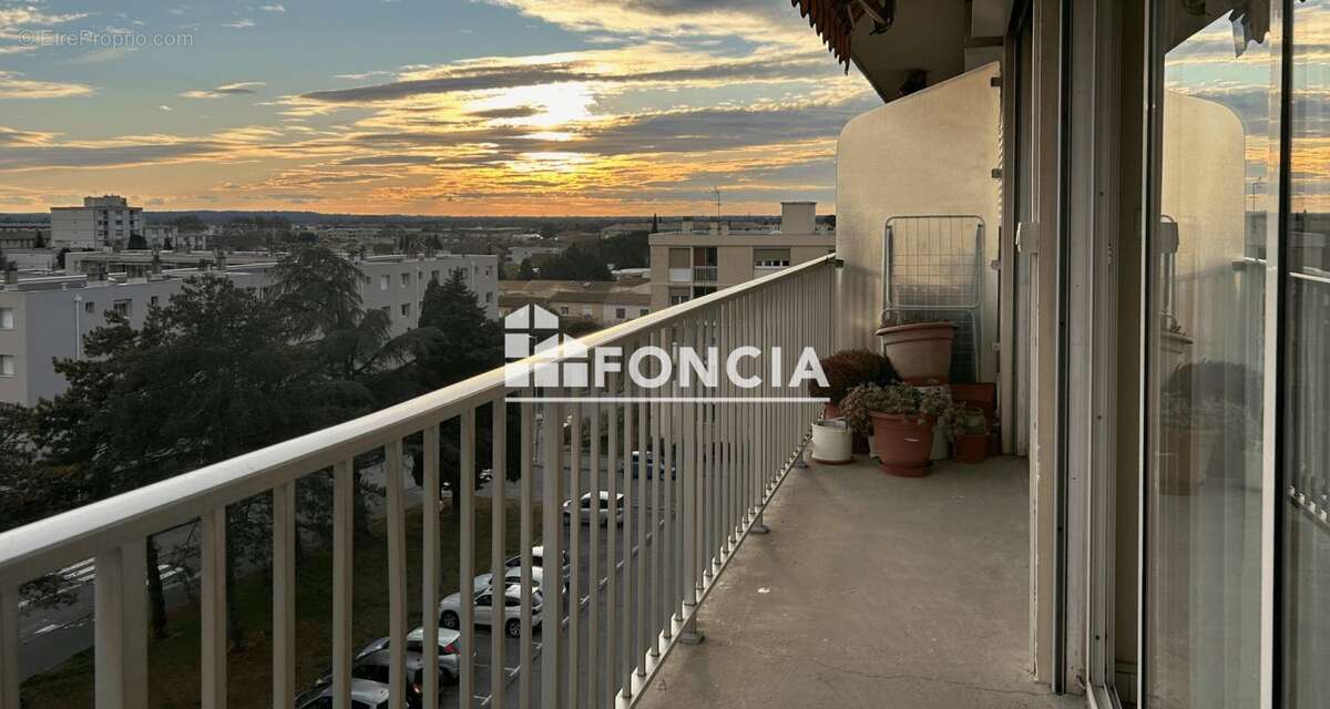 Appartement à SALON-DE-PROVENCE