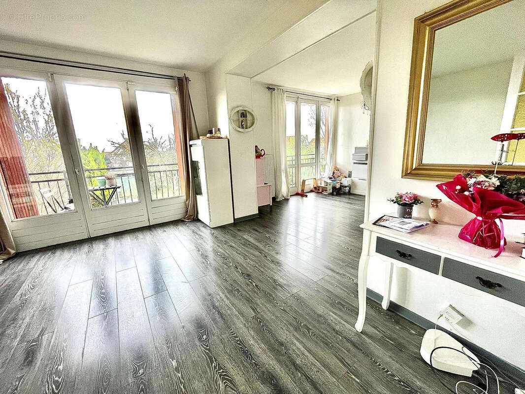 Maison à COULOMMIERS