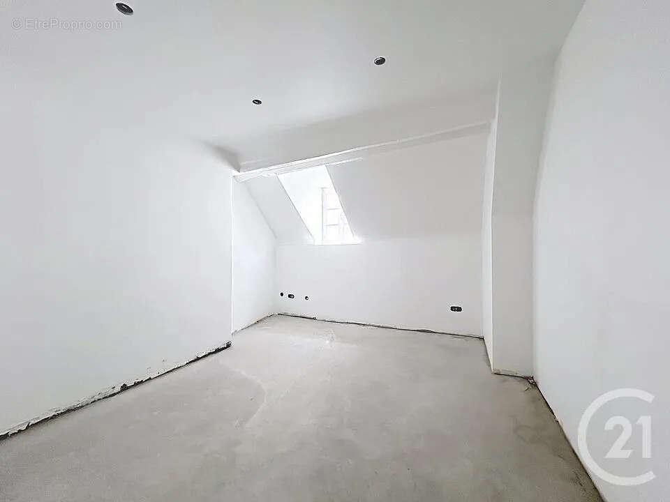 Autre à MELUN