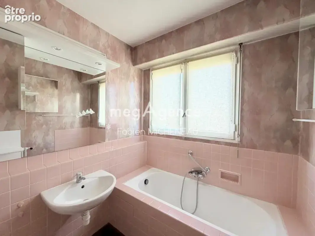 Appartement résidence La Paix - Cholet, 3 chambres, 115 m² - photo 13