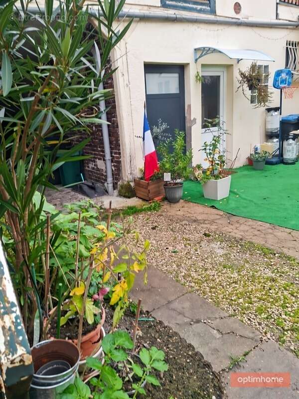 Appartement à PRECY-SUR-OISE