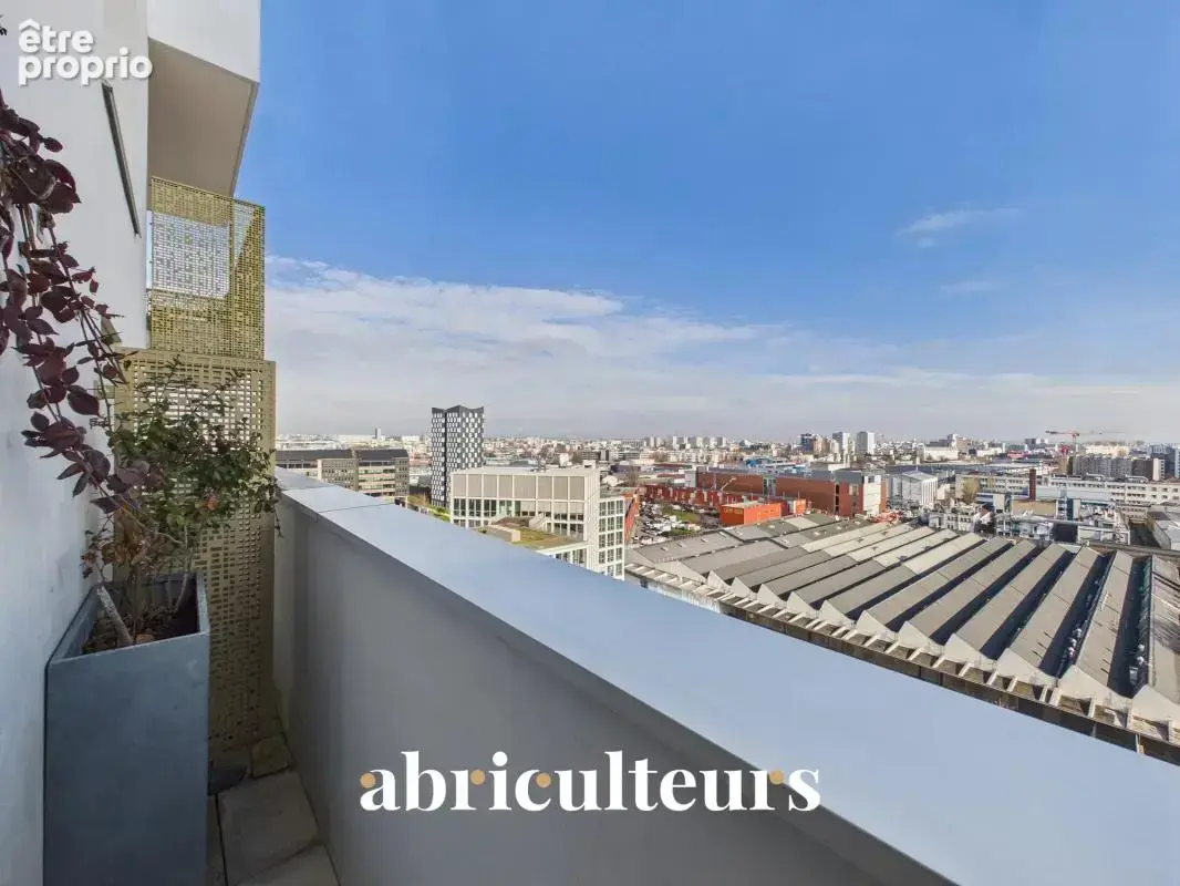 Photo Appartement à Aubervilliers au prix de 599 000€