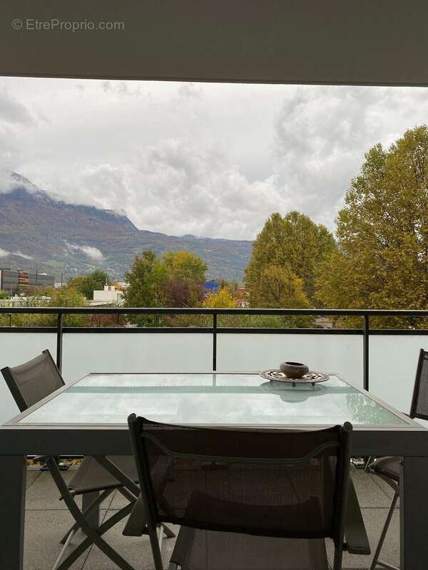 Appartement à ECHIROLLES