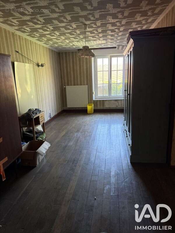 Maison 262 m² à Marville  - photo 6