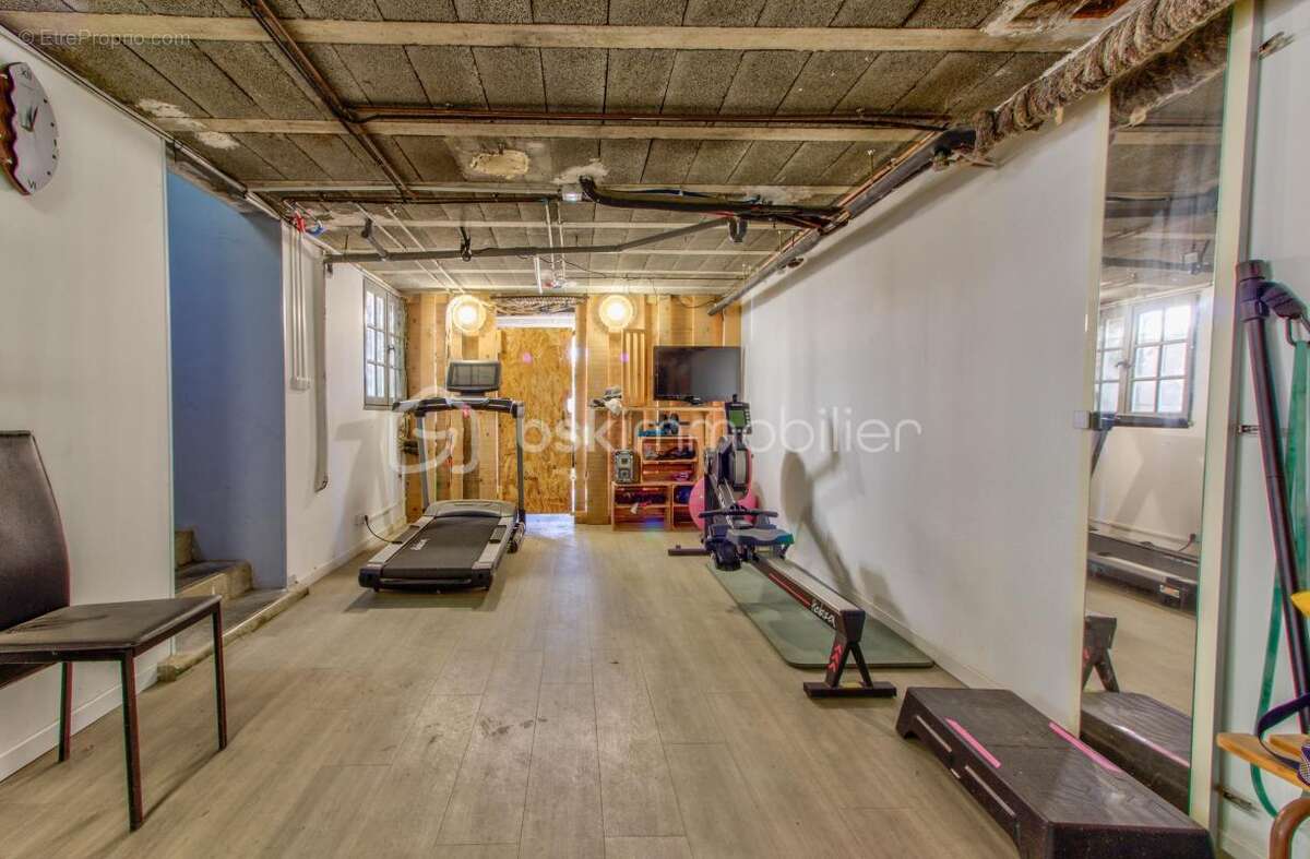 Maison à MONTELIMAR