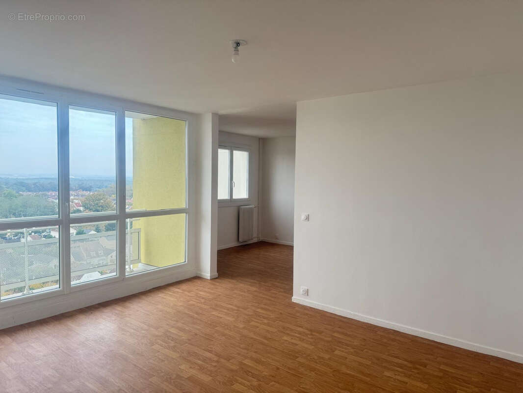 Appartement à MONTIGNY-LES-CORMEILLES