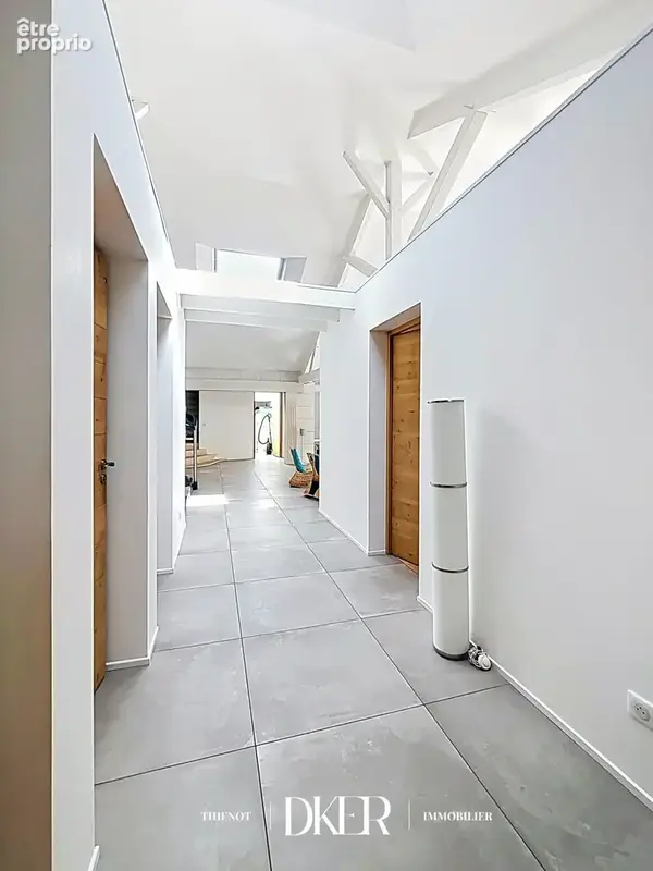 Maison de plain pied  320 M2 + Type 2 - photo 11