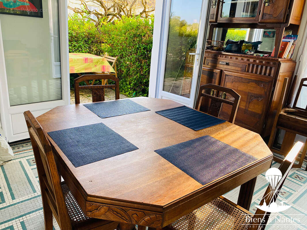 A vendre petite maison de bord de mer - photo 6