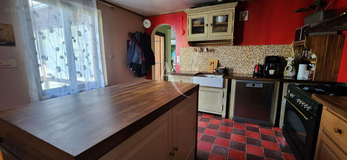 Maison à ROUILLE