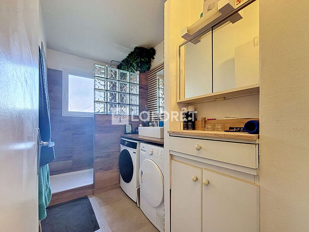 Appartement à SAINT-FARGEAU-PONTHIERRY