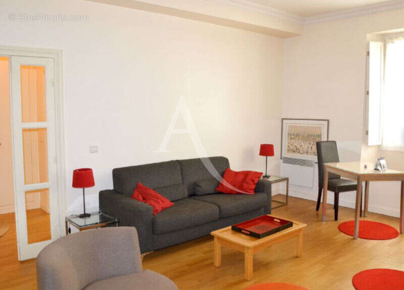 Appartement à PARIS-6E