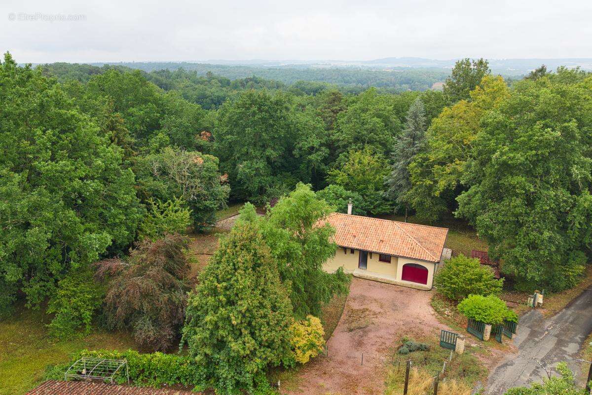 Maison 120 m² à Brantome  - photo 11