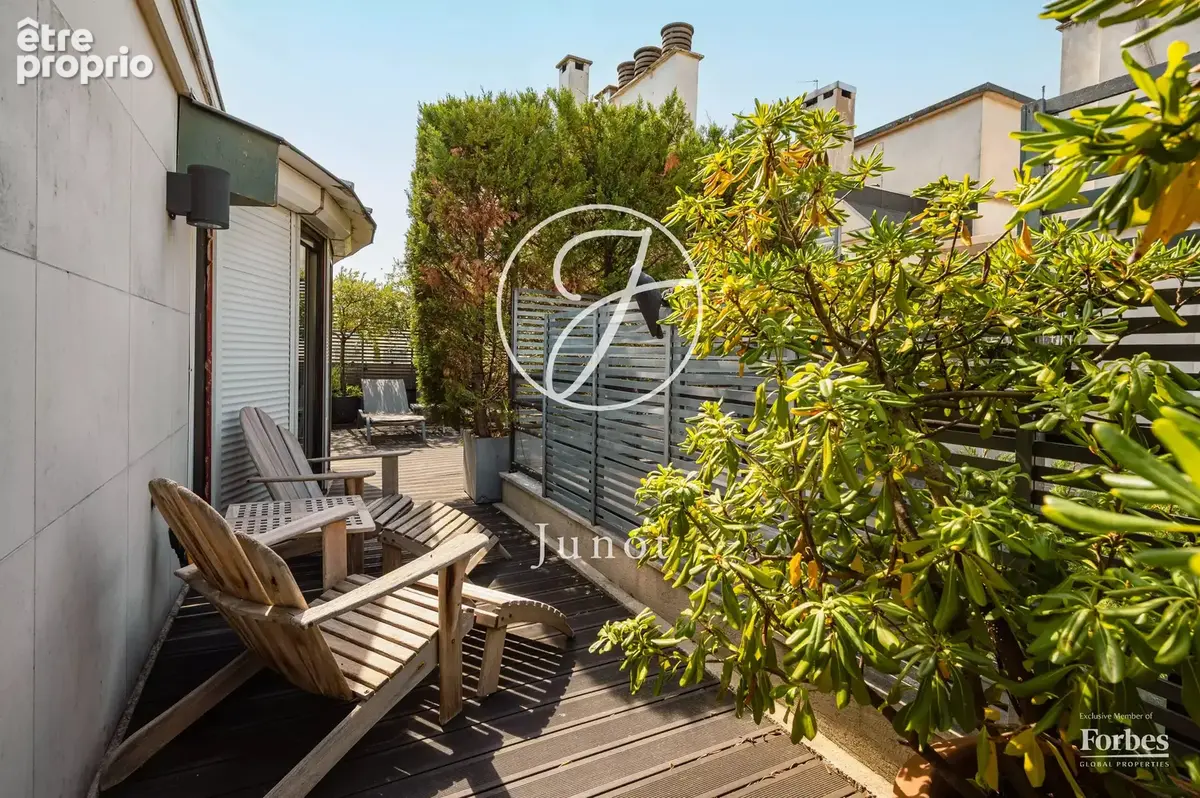 Paris 16e - PASSY - Appartement - 7 pièces - 284,31m² - 4/5 chambres - 4 terrasses - Aperçu tour Eiffel - photo 7