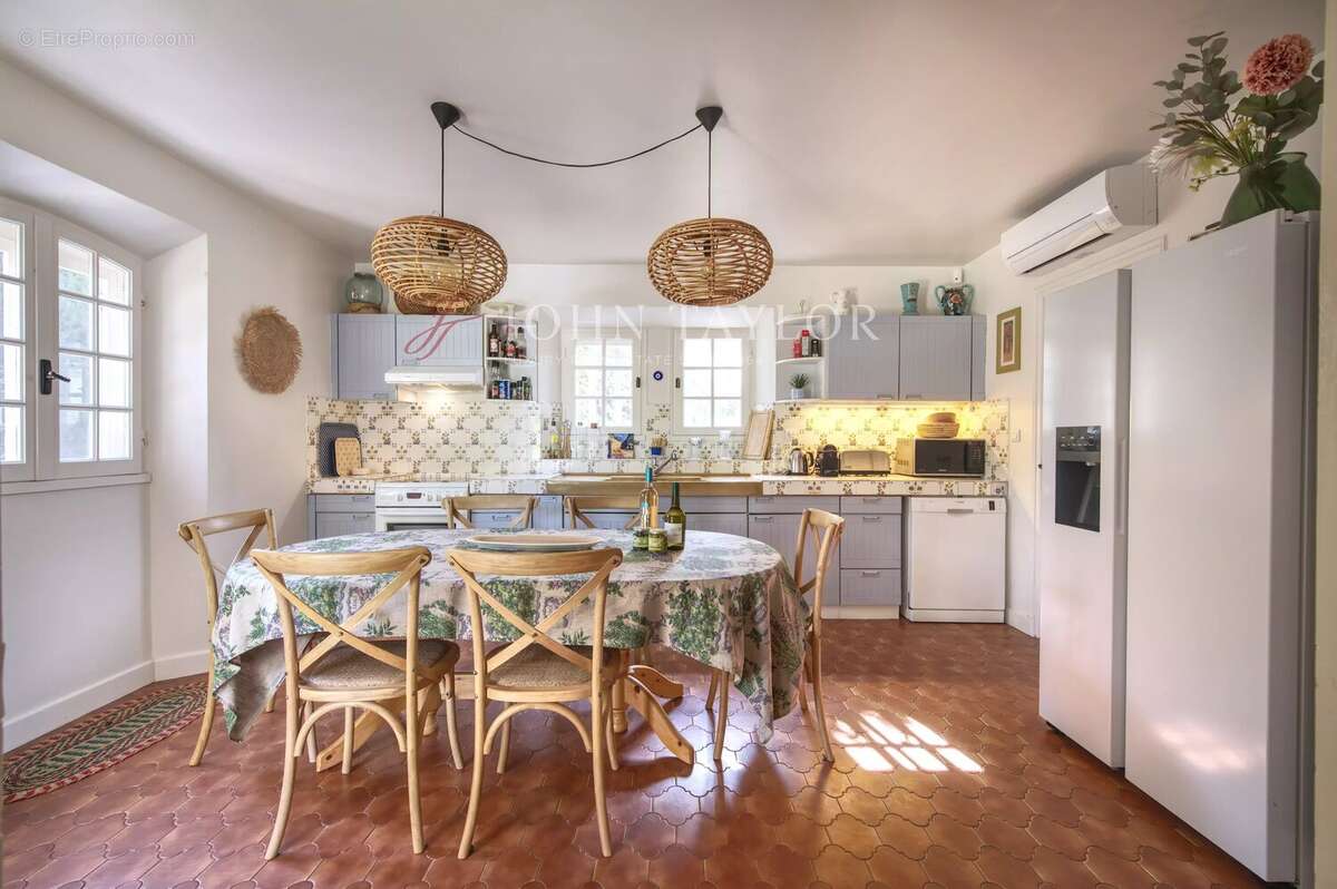 Maison à PARADOU