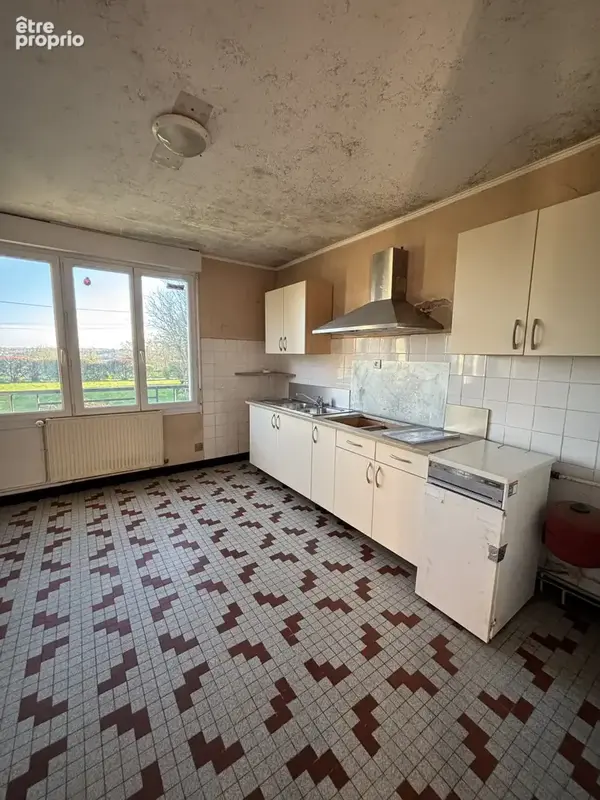 Maison familiale à fort potentiel   ELLIANT - photo 6