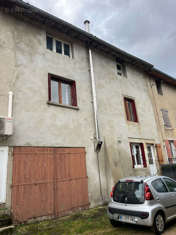 Maison à SAINT-AMOUR