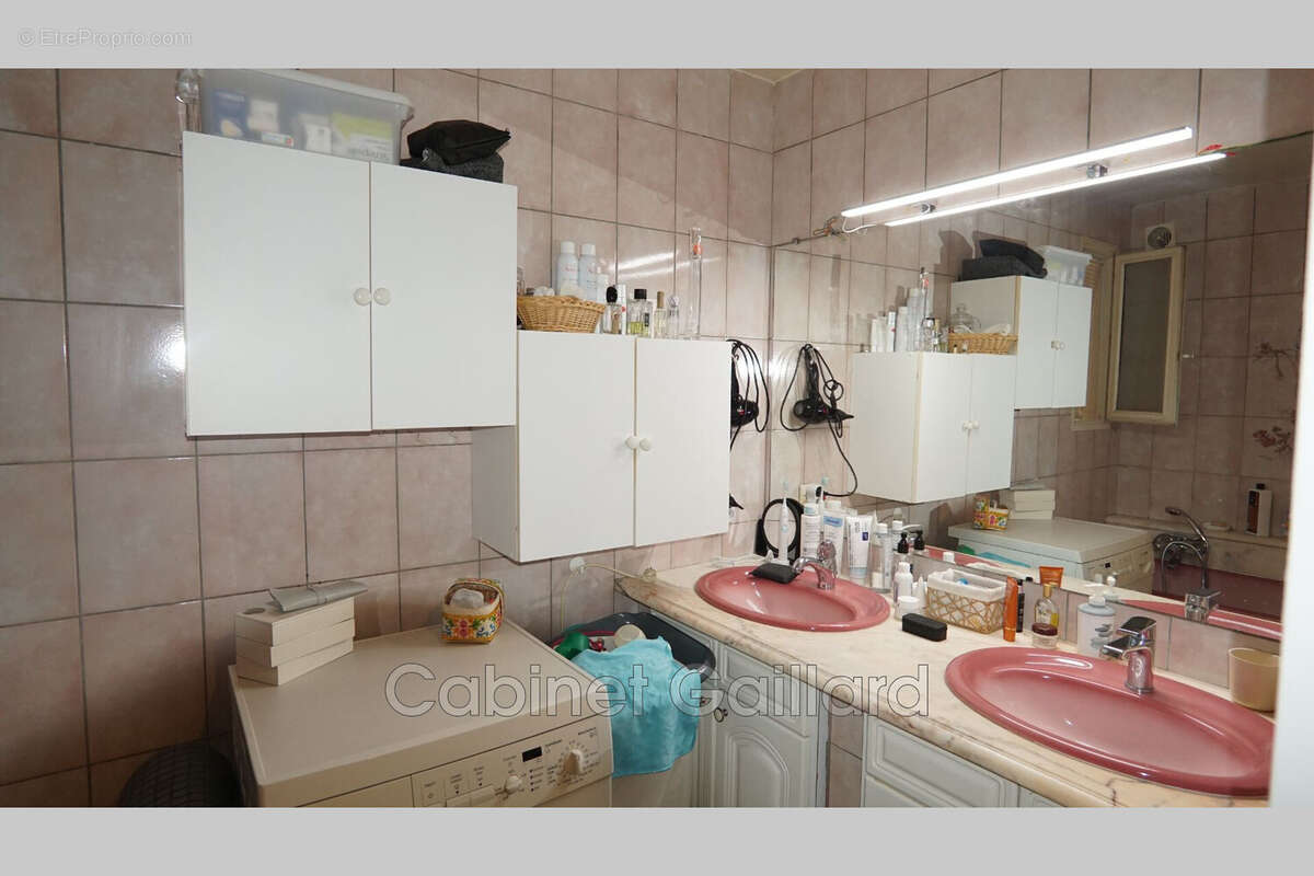 Appartement 67 m² à Peymeinade  - photo 7