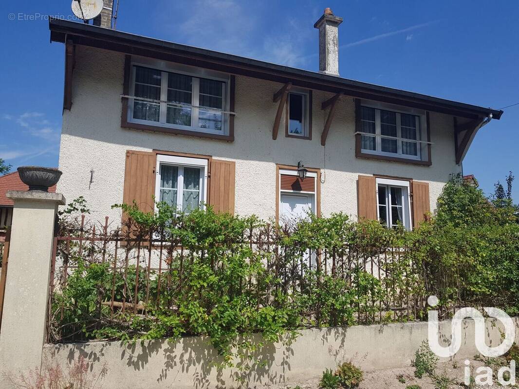 Photo 1 - Maison à MAILLY-LE-CAMP