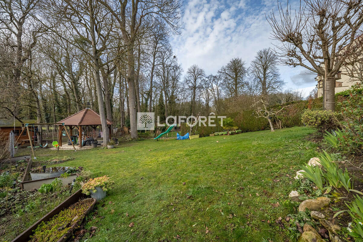 Maison à NEUVILLE-SUR-OISE