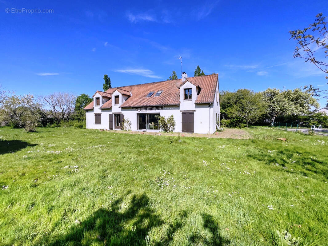 Maison à MIGNALOUX-BEAUVOIR
