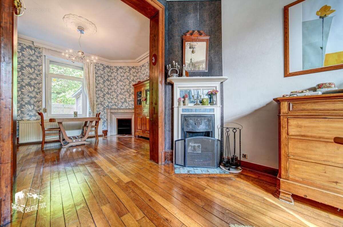 Ensemble immobilier de caractère à longwy-haut – quartier vieux château - pulventeux 150m² - photo 4