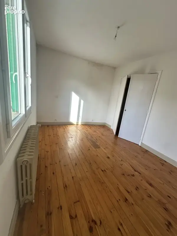Maison T4 avec atelier - photo 3