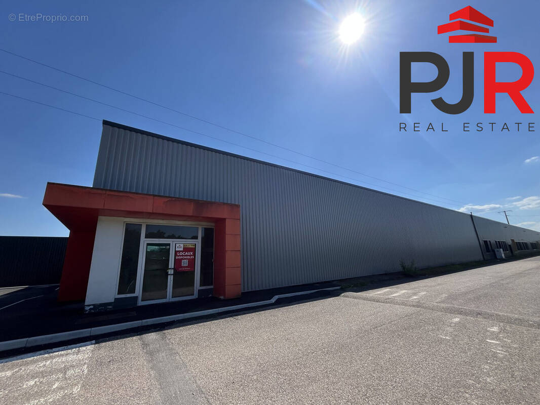 Commerce à GONDREVILLE