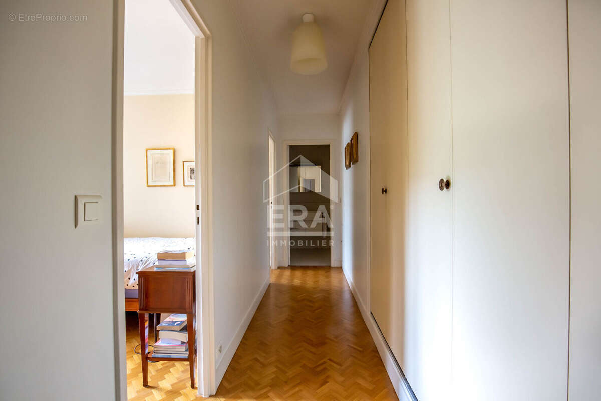 Appartement à PARIS-12E