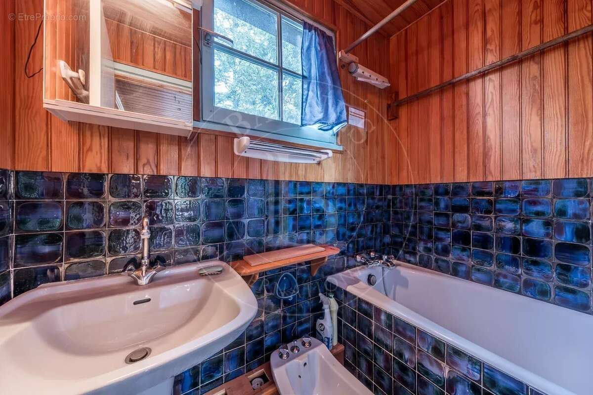 Appartement à LA PERRIERE