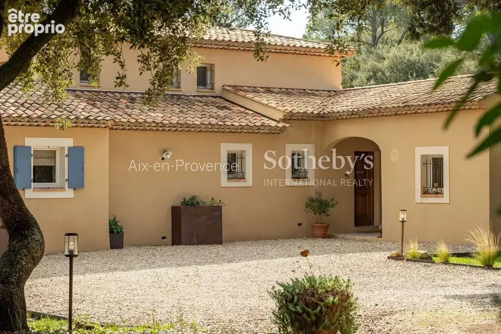 Maison Provençale moderne avec vue exceptionnelle sur la Sainte-Victoire - photo 23