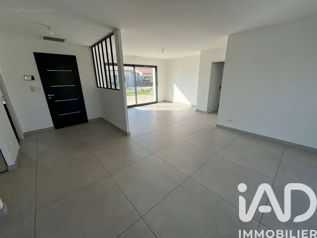 Photo 6 - Maison à MONTECH