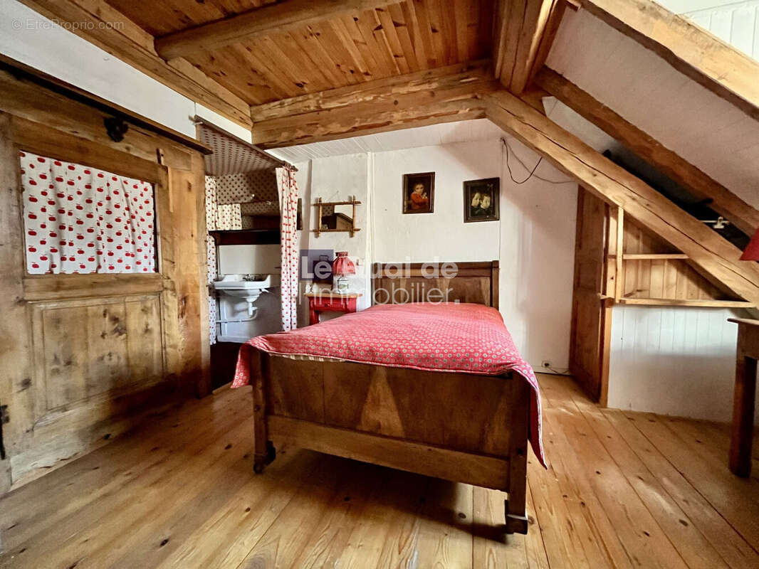 Maison à SAINT-PIERRE-DE-CHARTREUSE