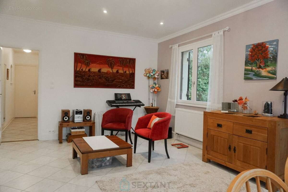 Maison à SAINT-JORY-DE-CHALAIS