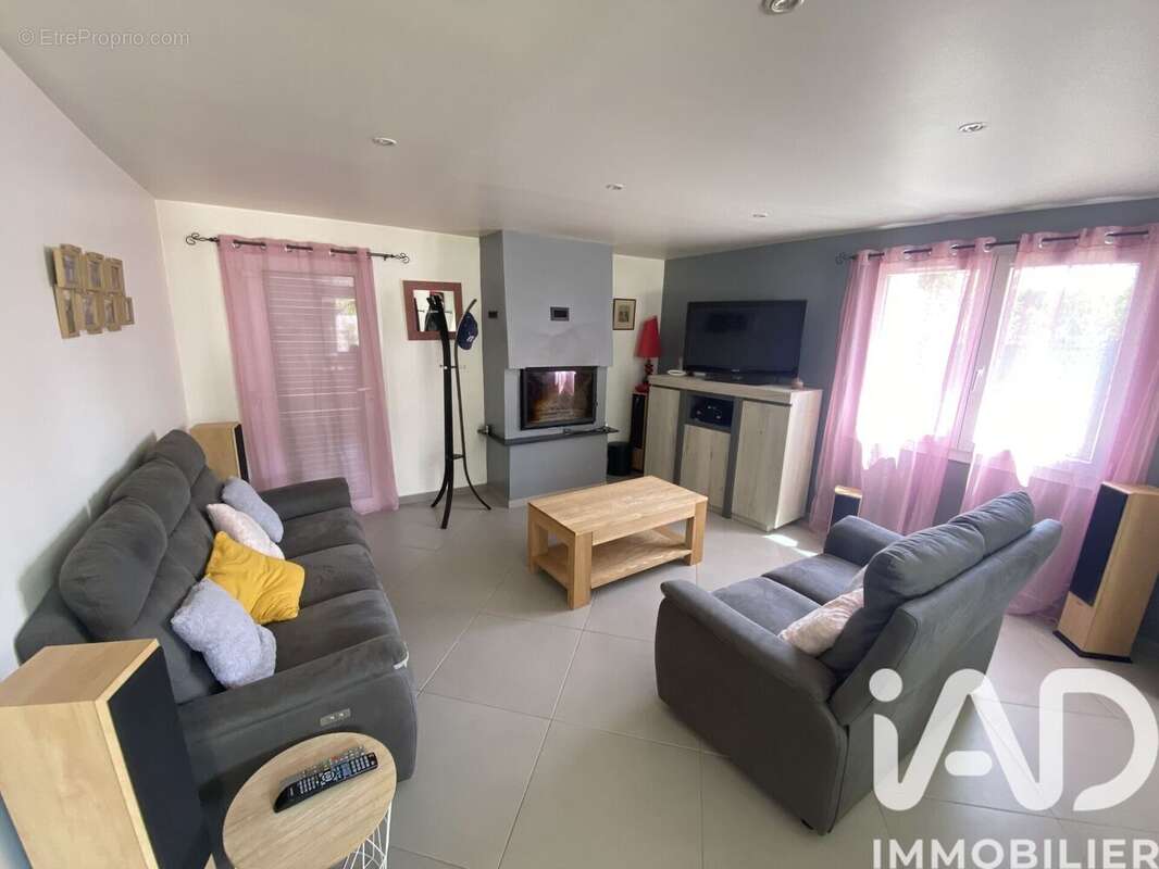 Maison 125 m² à Larchant  - photo 6