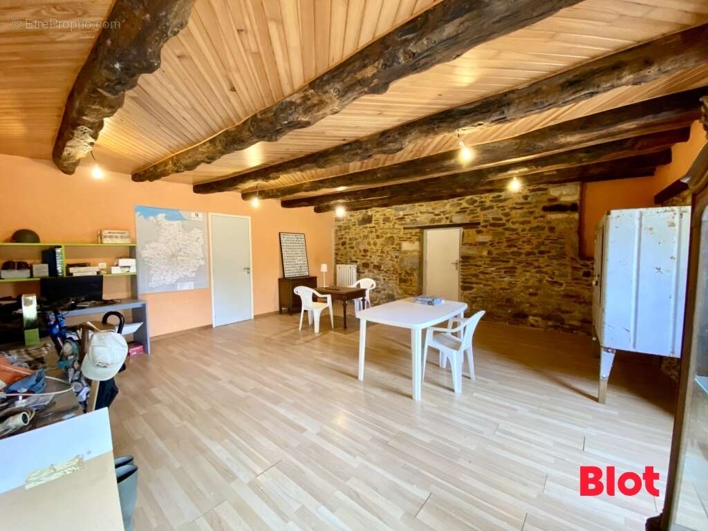 Maison 177 m² à Montauban-De-Bretagne  - photo 5