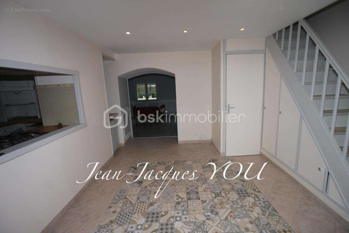 Maison à VILLEDIEU-LES-POELES