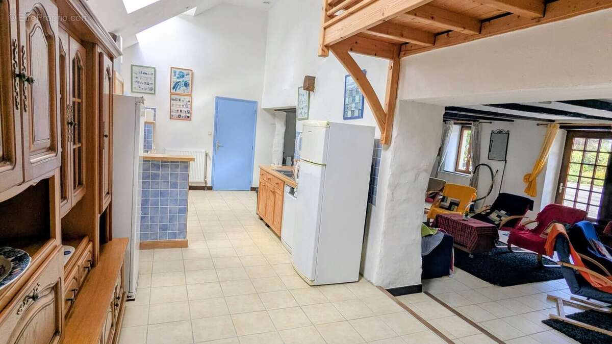 Maison à SAINT-COULITZ