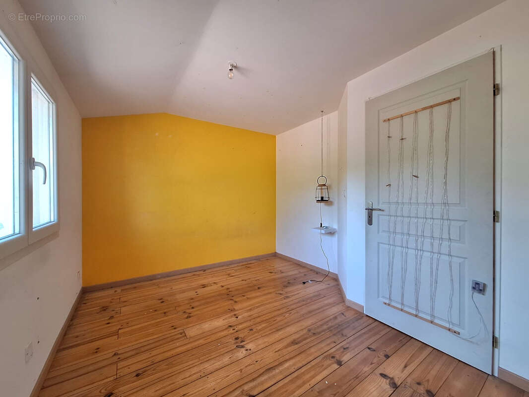 Maison 126 m² à Soual  - photo 16