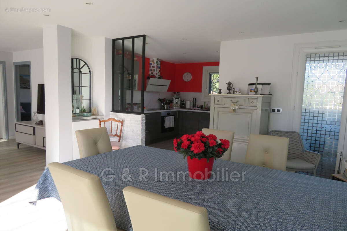 Maison 95 m² à Sanary-Sur-Mer  - photo 3