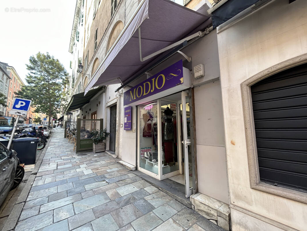 Commerce à SAN-MARTINO-DI-LOTA