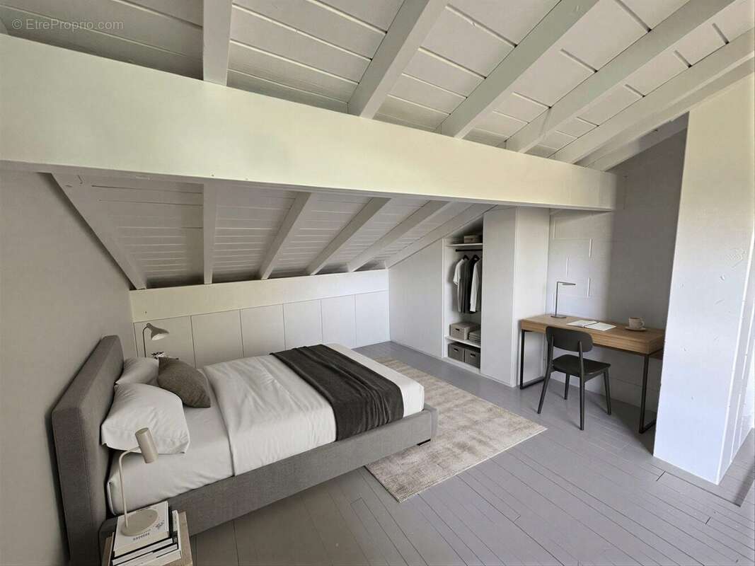 Appartement à SAINT-PRIEST-EN-JAREZ