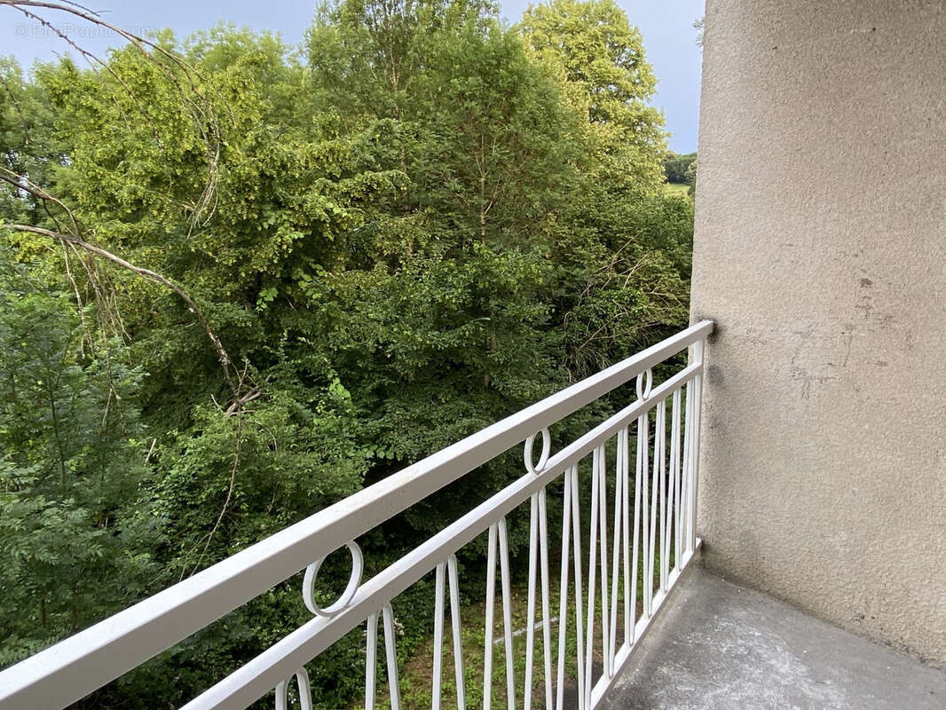 Appartement à UZERCHE