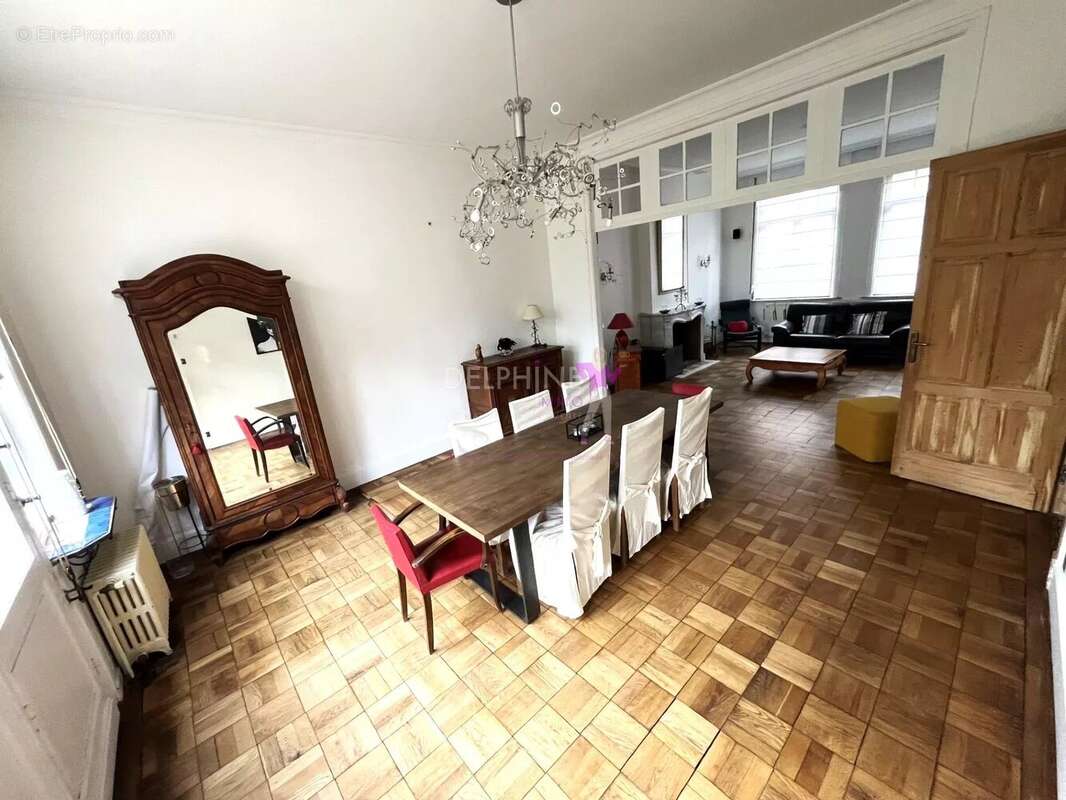 Maison à WAMBRECHIES
