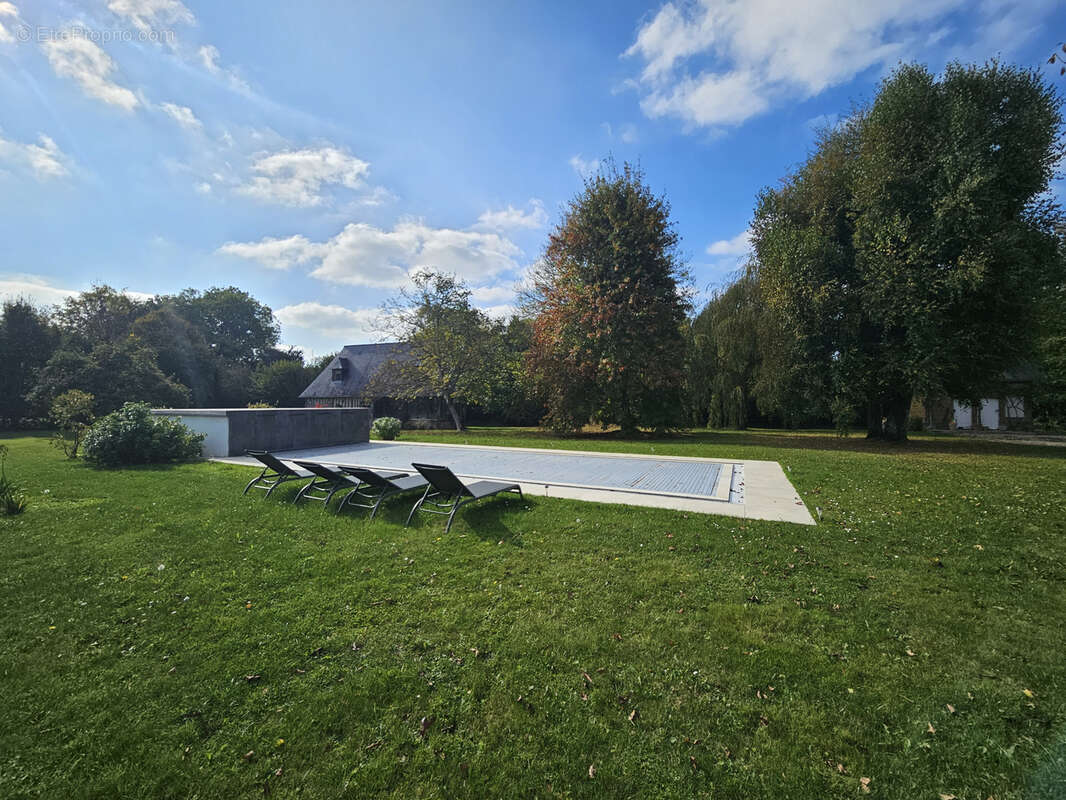 Maison à CORMEILLES