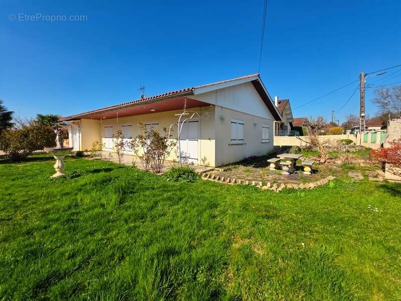 Maison à SAINT-AMOUR