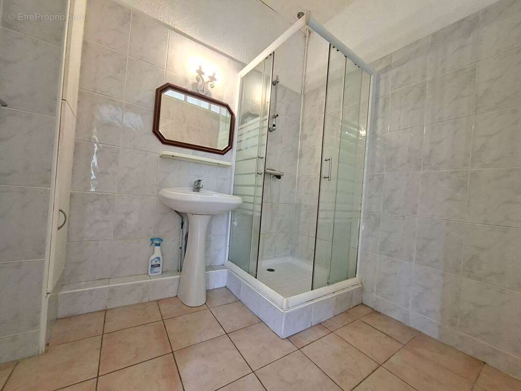Maison en pierre + grange -Terrain env. 1 390m² -Beau potentiel - Saint-André-des-Eaux - photo 12
