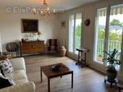 Appartement à SAINT-CYR-SUR-LOIRE